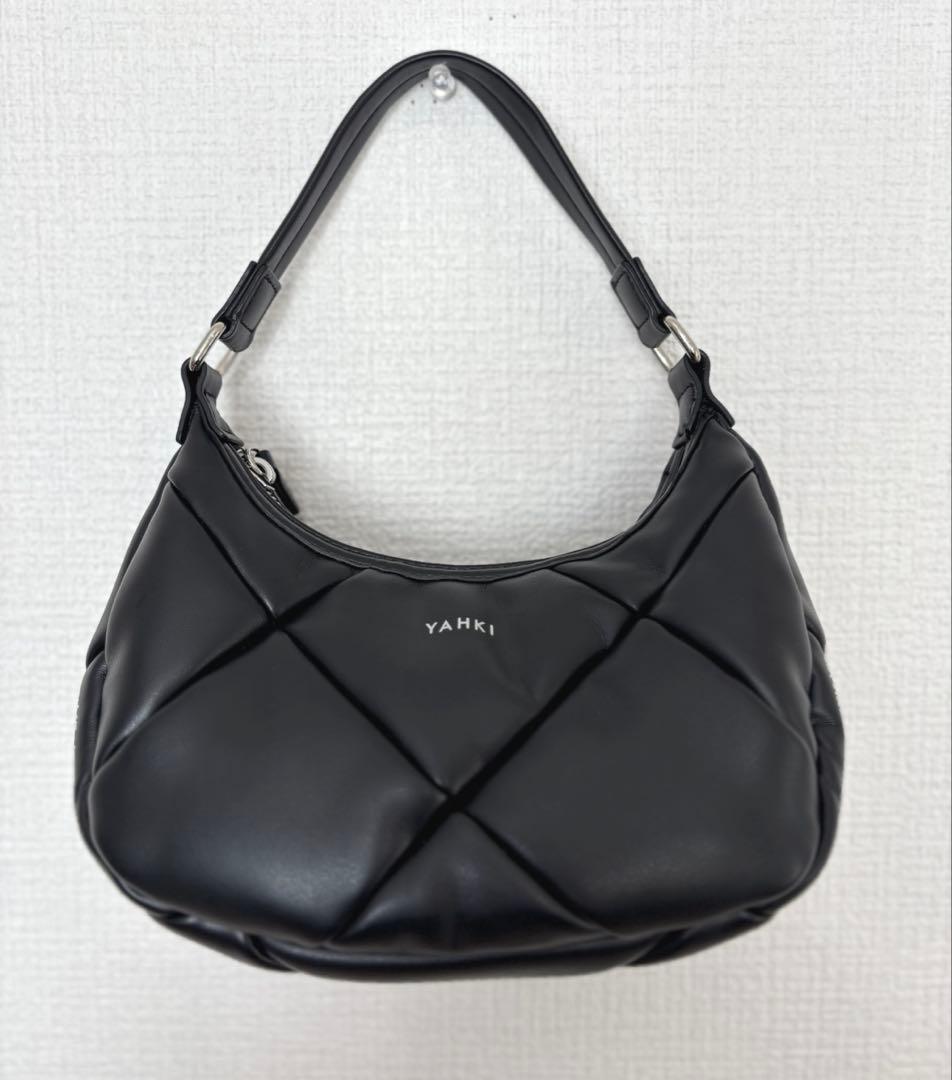 ネコ様✨YAHKI キルティング ワンショルダー バック ハンドバッグ
