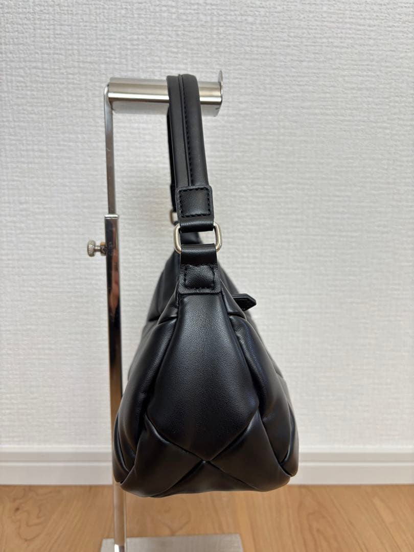 ネコ様✨YAHKI キルティング ワンショルダー バック ハンドバッグ