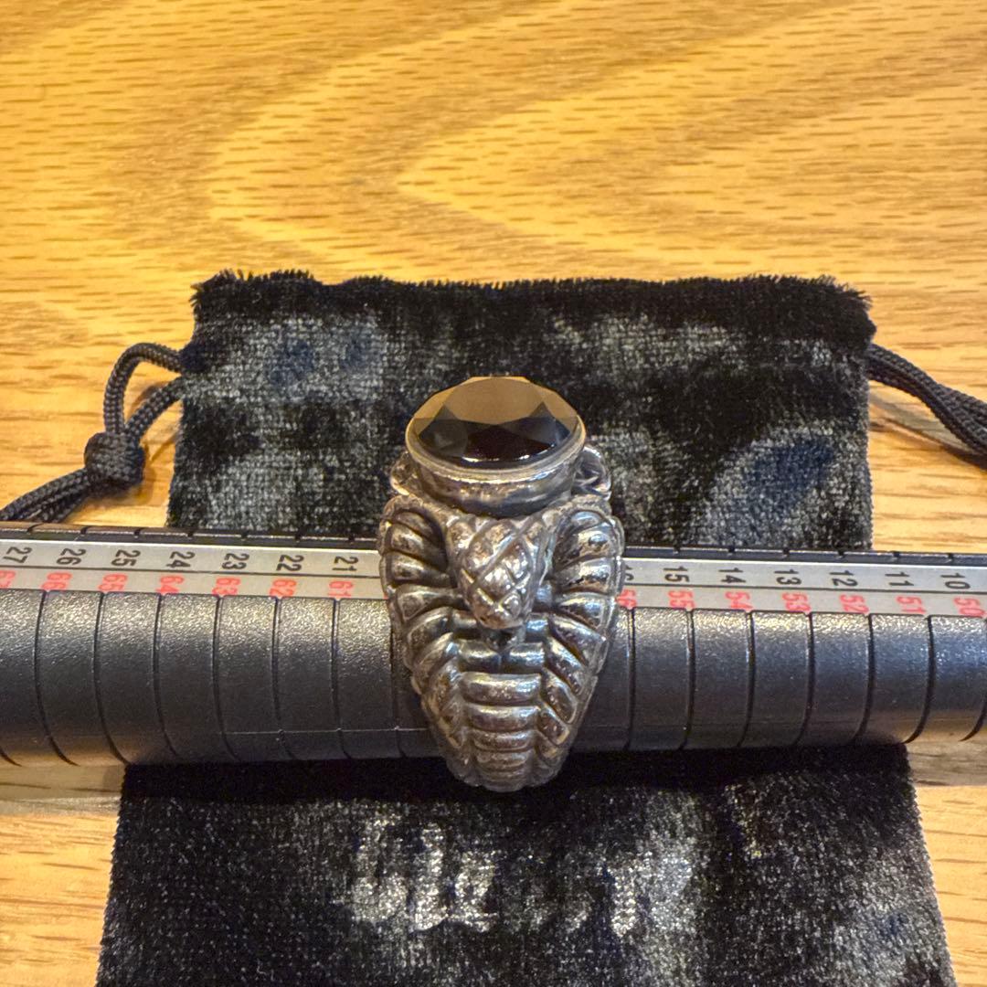 ビザール　コブラデザイン シルバーリング オニキス