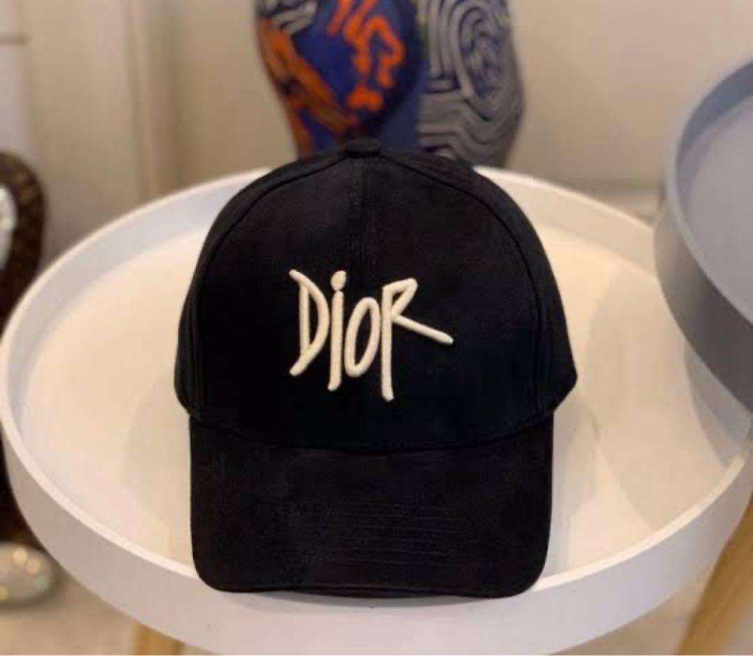 Diorキャップ
