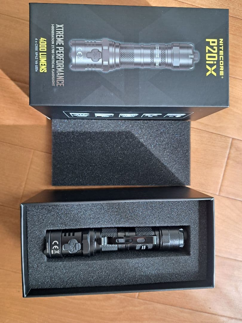 ライト・ランタン Nitecore P20IX