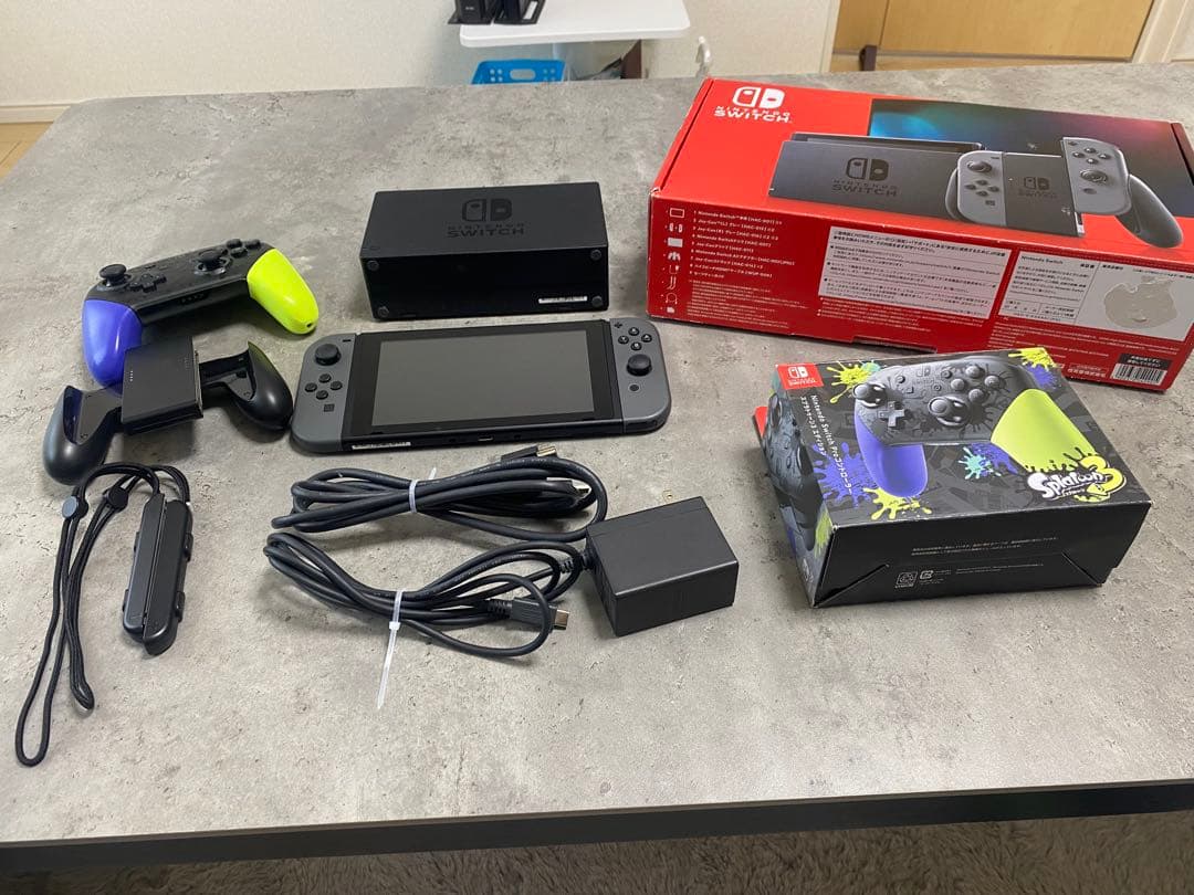 Nintendo Switch 本体 + プロコン（スプラトゥーン）