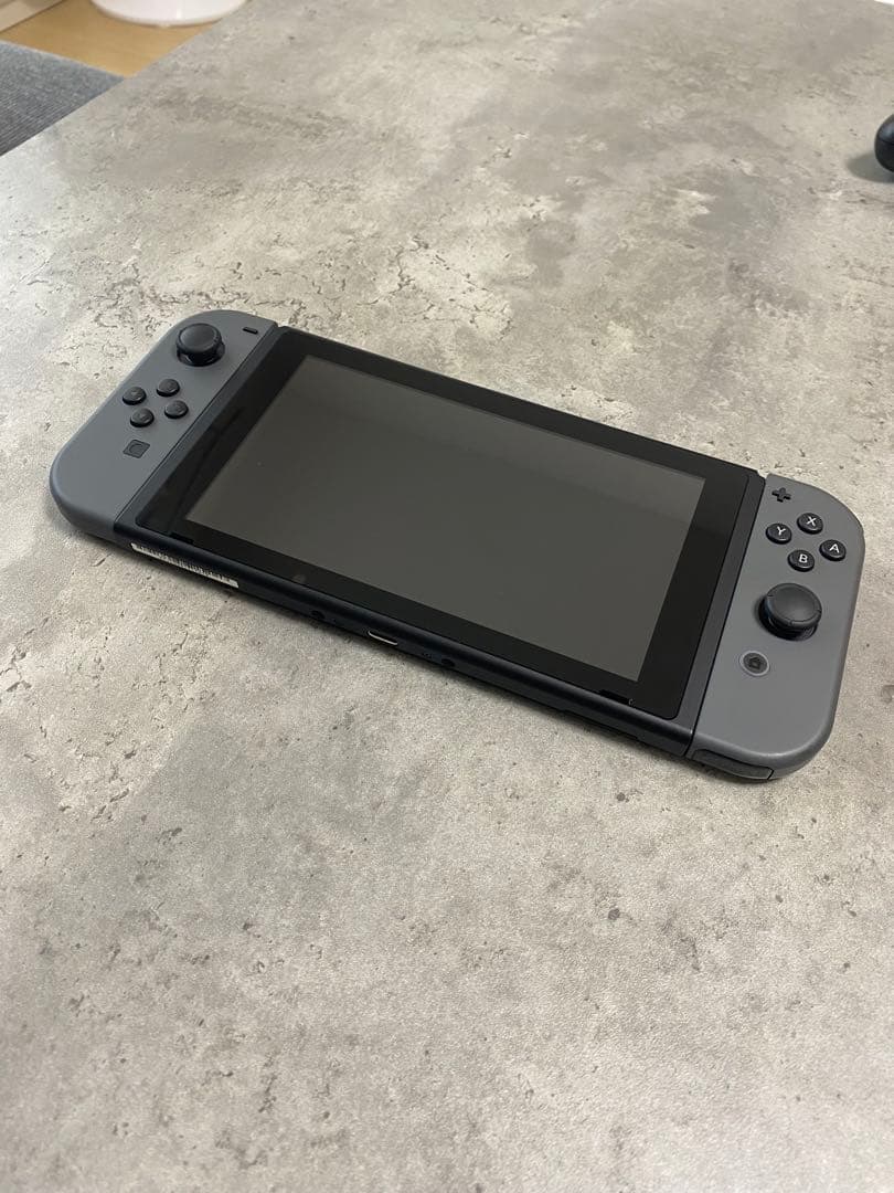 Nintendo Switch 本体 + プロコン（スプラトゥーン）