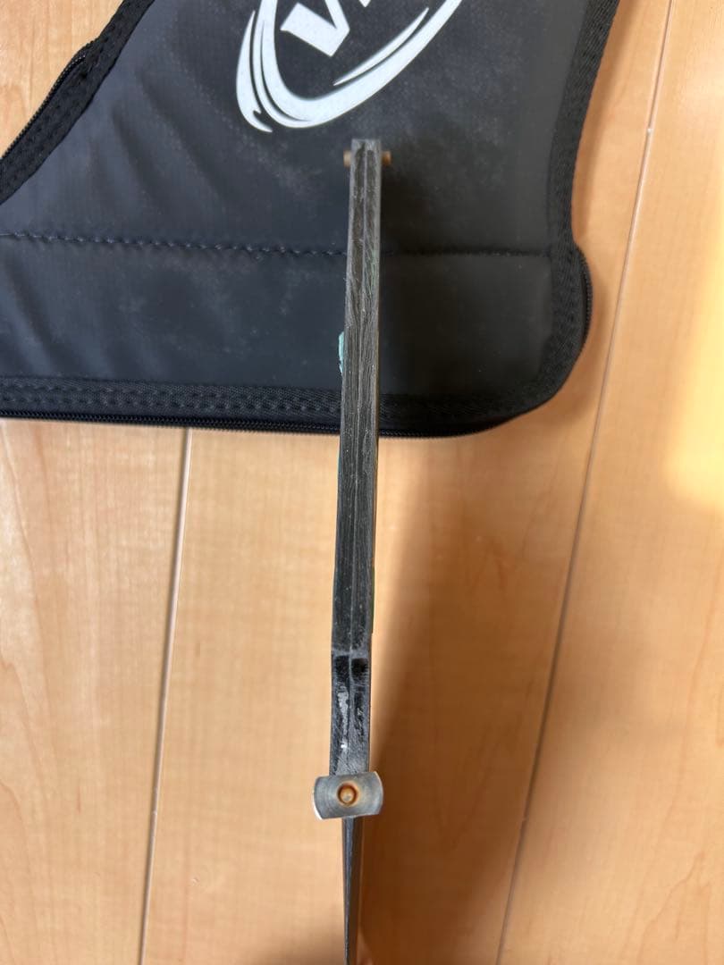 スタンダップパドルボード　カーボンフィン sup