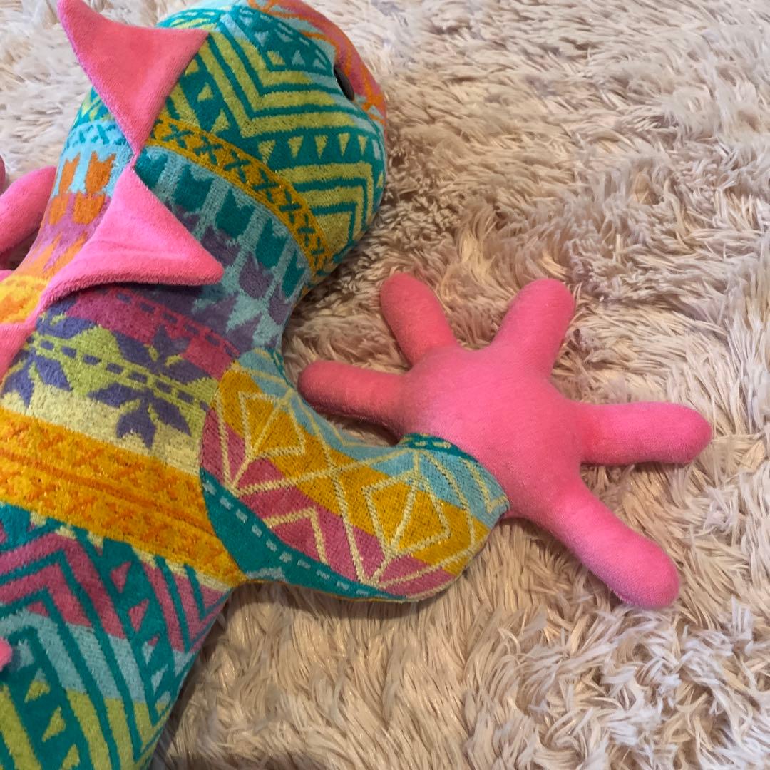 【新品未使用】タオルサロンカラカラのタオル製大きなヤモリのぬいぐるみ　日本製