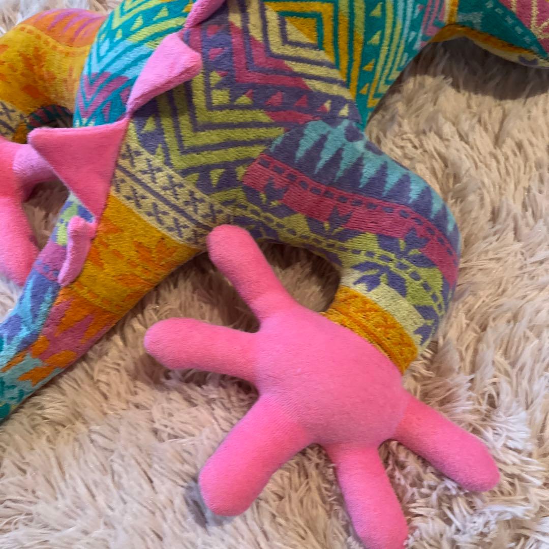 【新品未使用】タオルサロンカラカラのタオル製大きなヤモリのぬいぐるみ　日本製