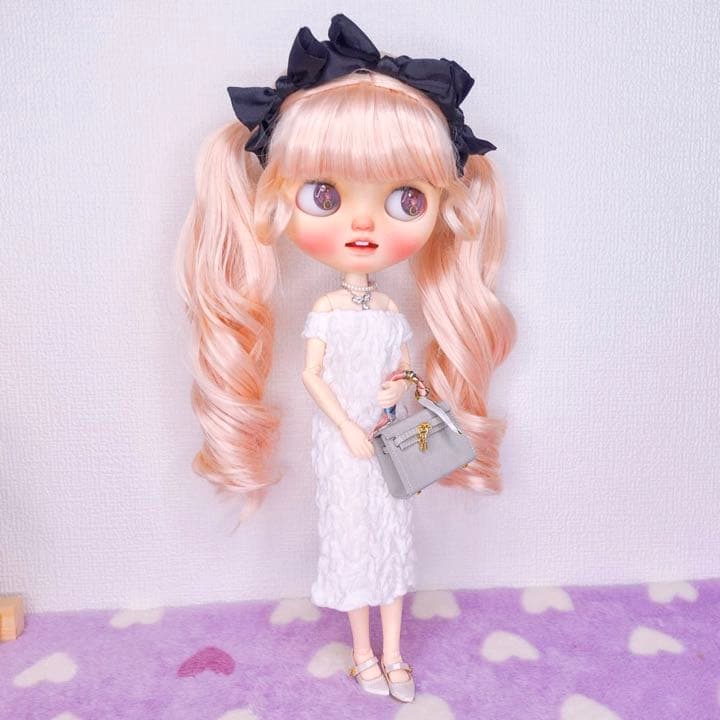 ブライスアウトフィット衣装　ブライス用　白いワンピース　アクセサリーBlythe