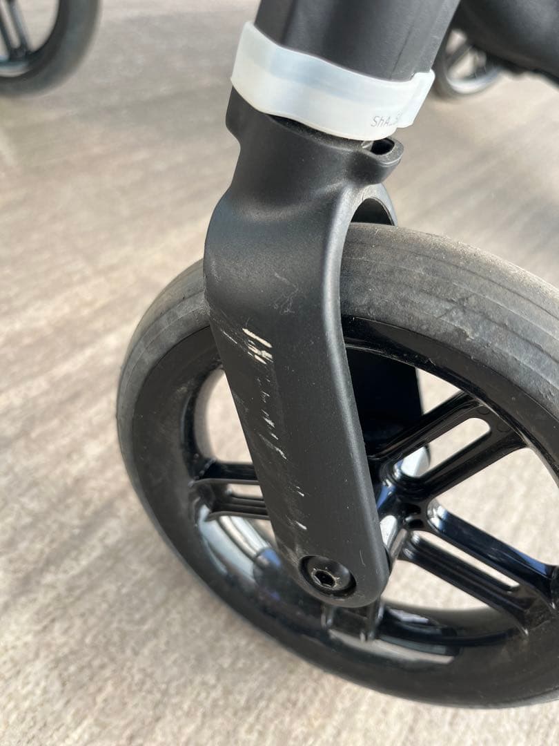 cybex MELIO 2024 サイベックス　メリオカーボン　カップホルダー付