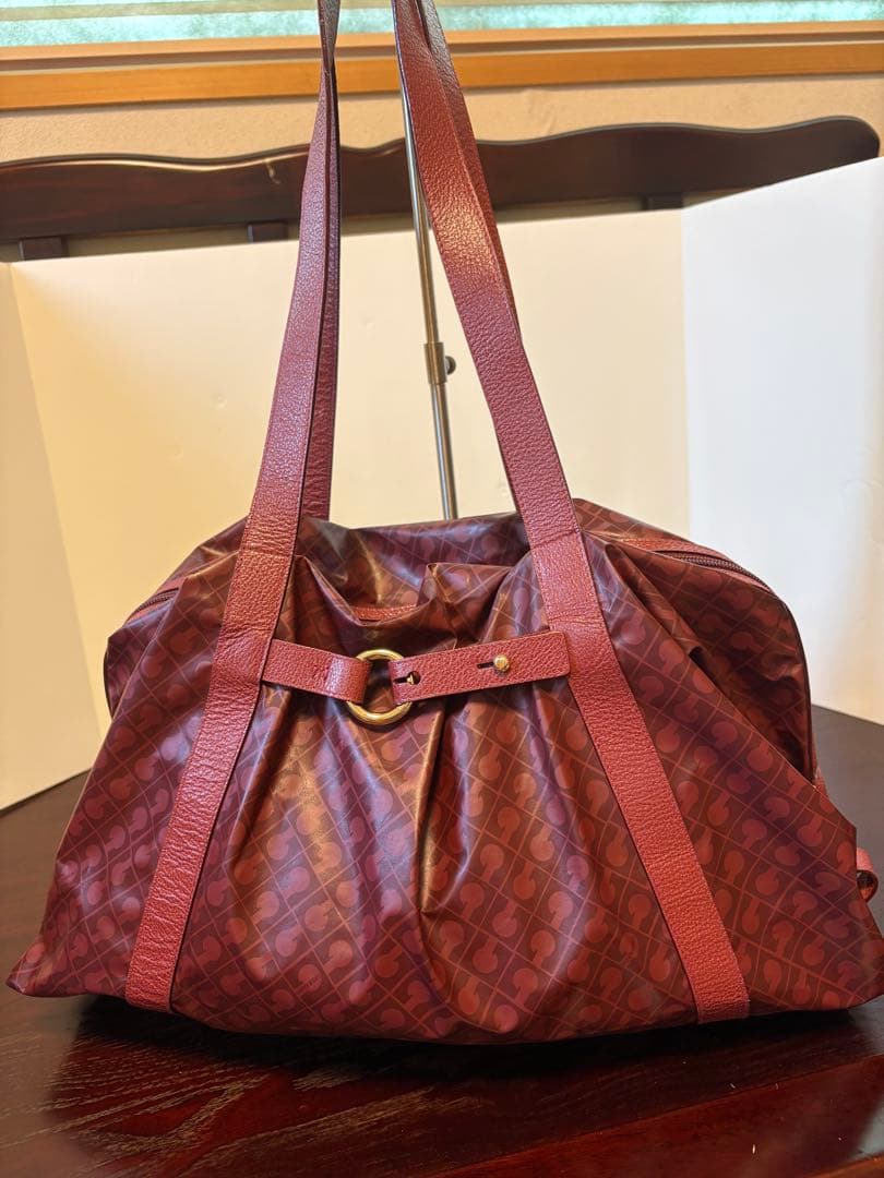 極美品GHERARDINI ゲラルディーニ ボストンバッグ 総柄　渋ワインカラー