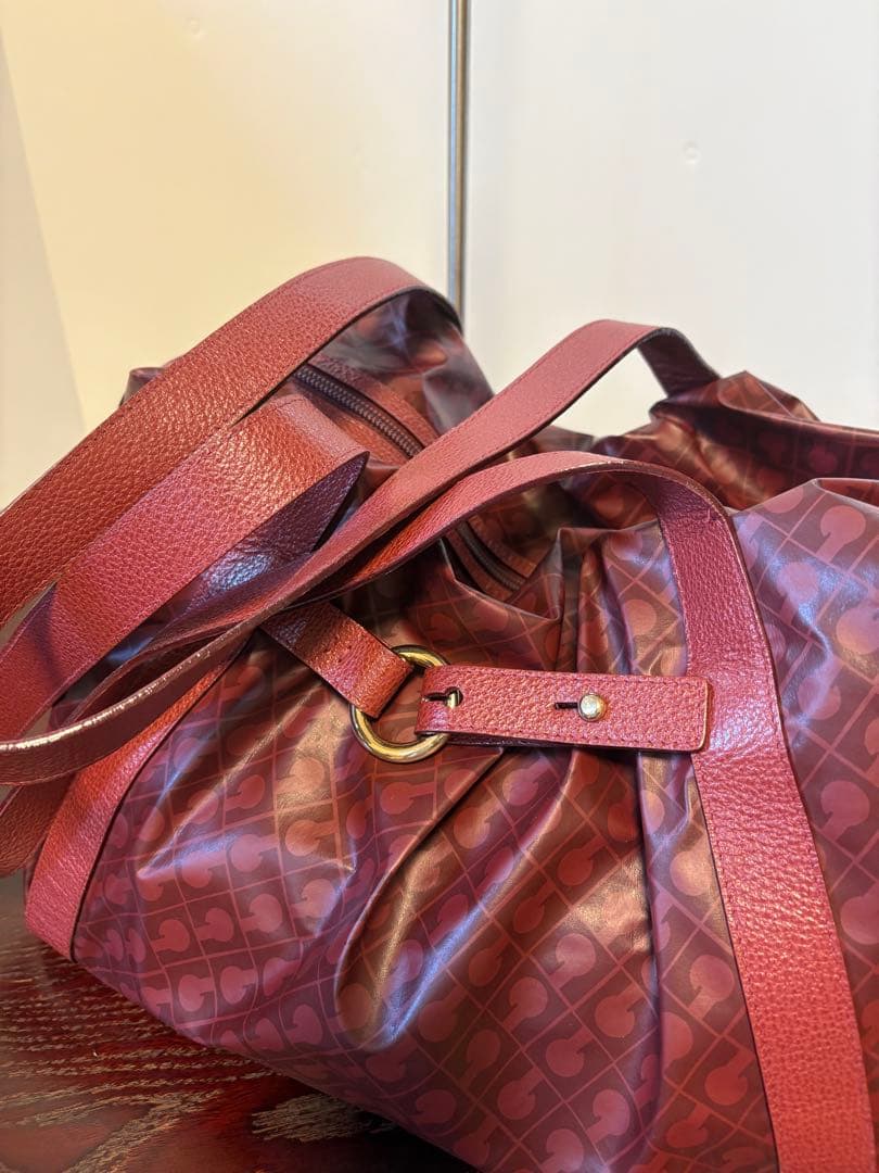 極美品GHERARDINI ゲラルディーニ ボストンバッグ 総柄　渋ワインカラー