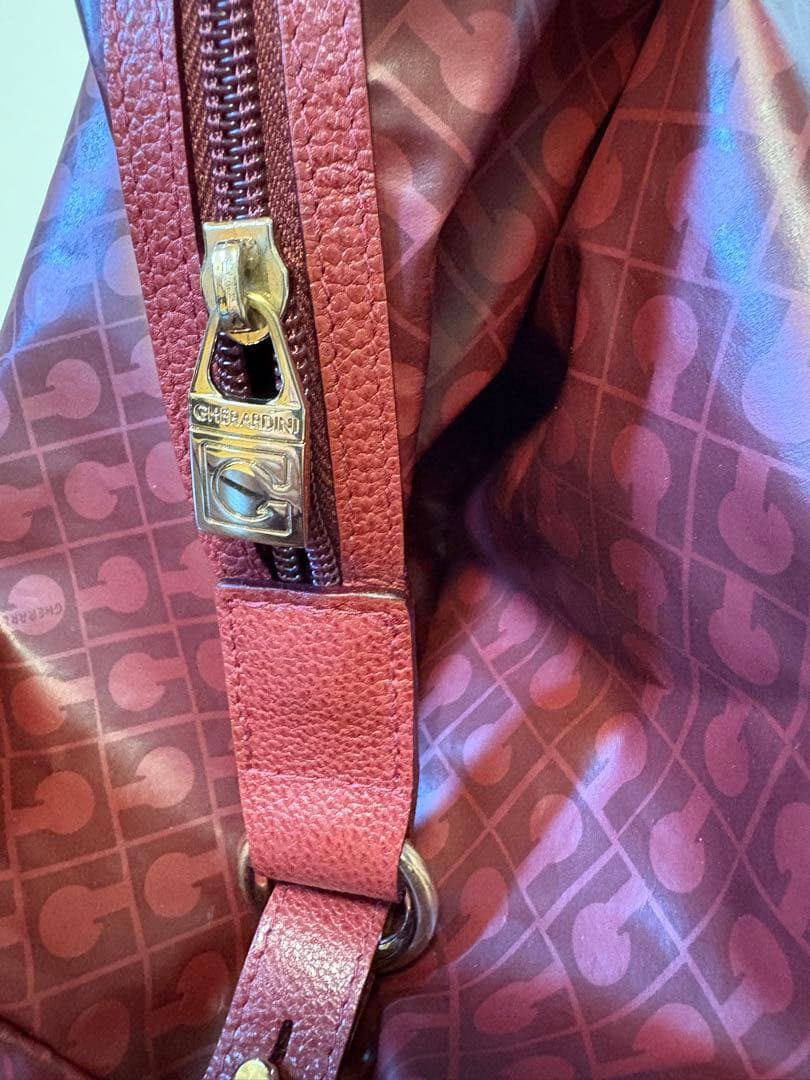 極美品GHERARDINI ゲラルディーニ ボストンバッグ 総柄　渋ワインカラー