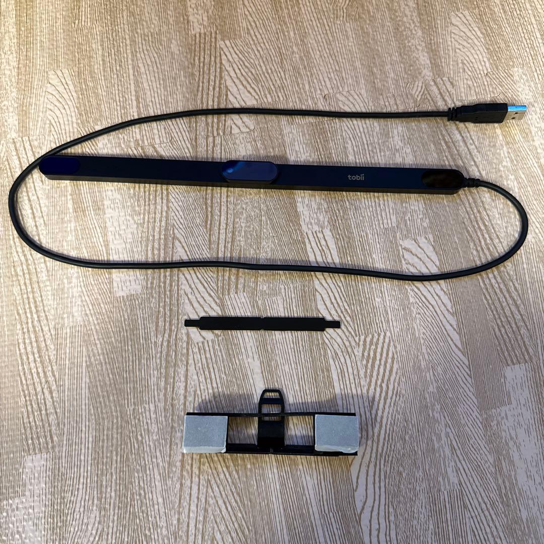 Tobii Eye Tracker 5(ゲーム用アイトラッカー)※2本セットも可