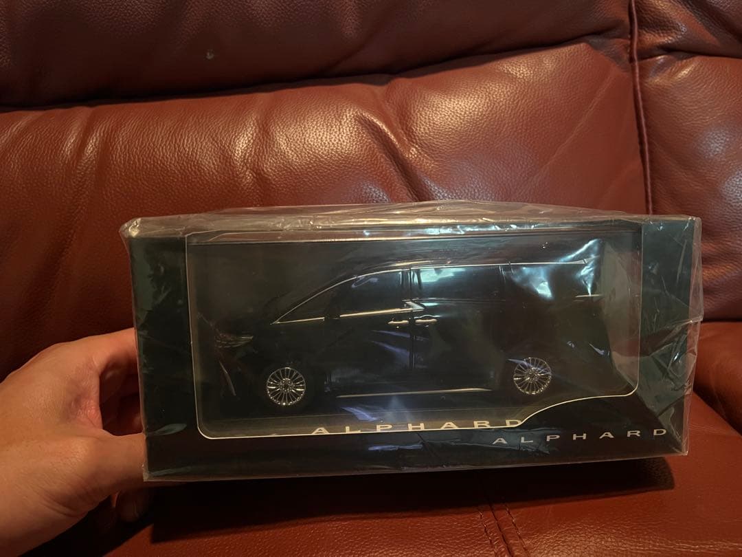 アルファード　ミニカー　フィギュア　模型　あやか専用