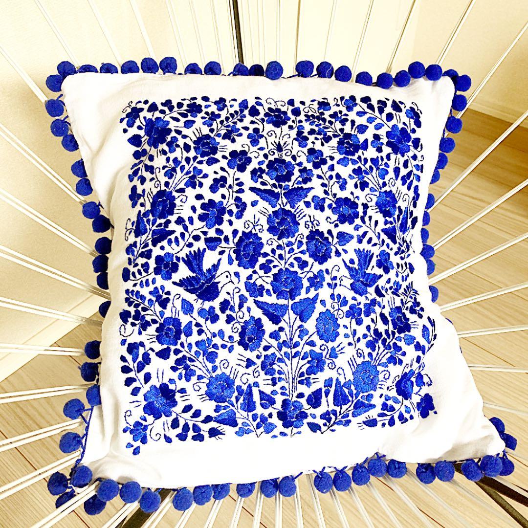 新品＊クッションカバー＊メキシコ刺繍＊ブルー×ホワイト＊メキシコ雑貨
