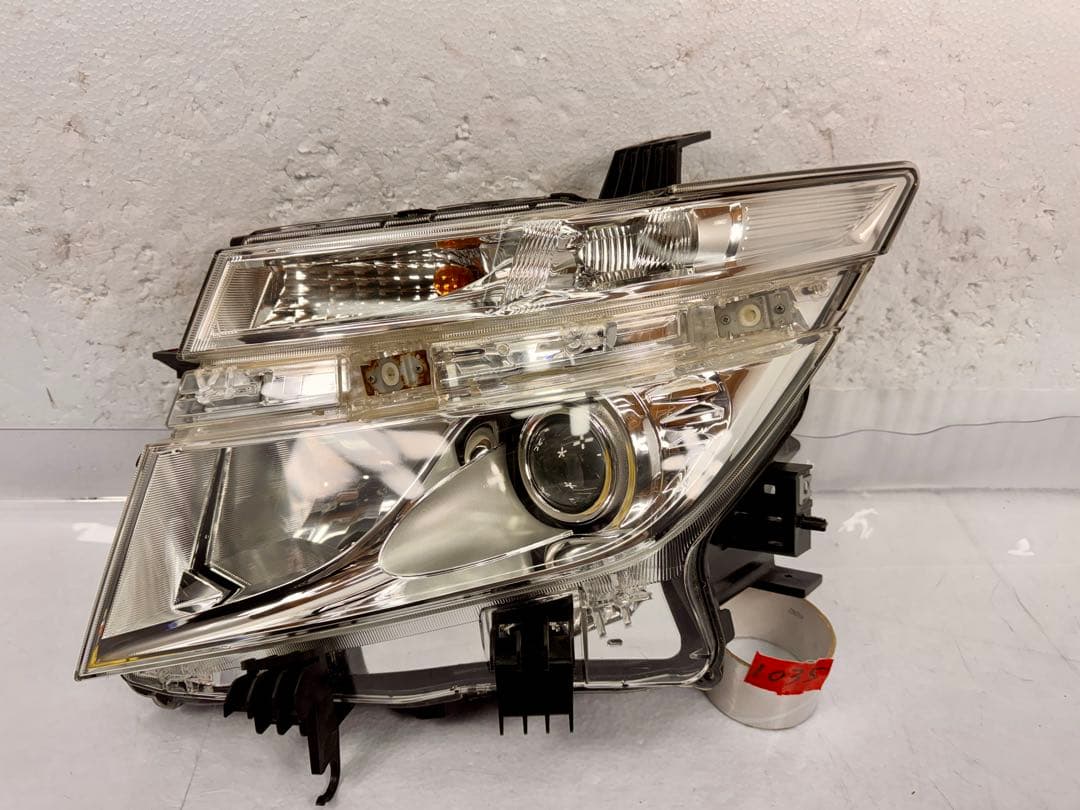 エルグランド TE52 TNE52 前期 HID 右 助手席側 ヘッドライト