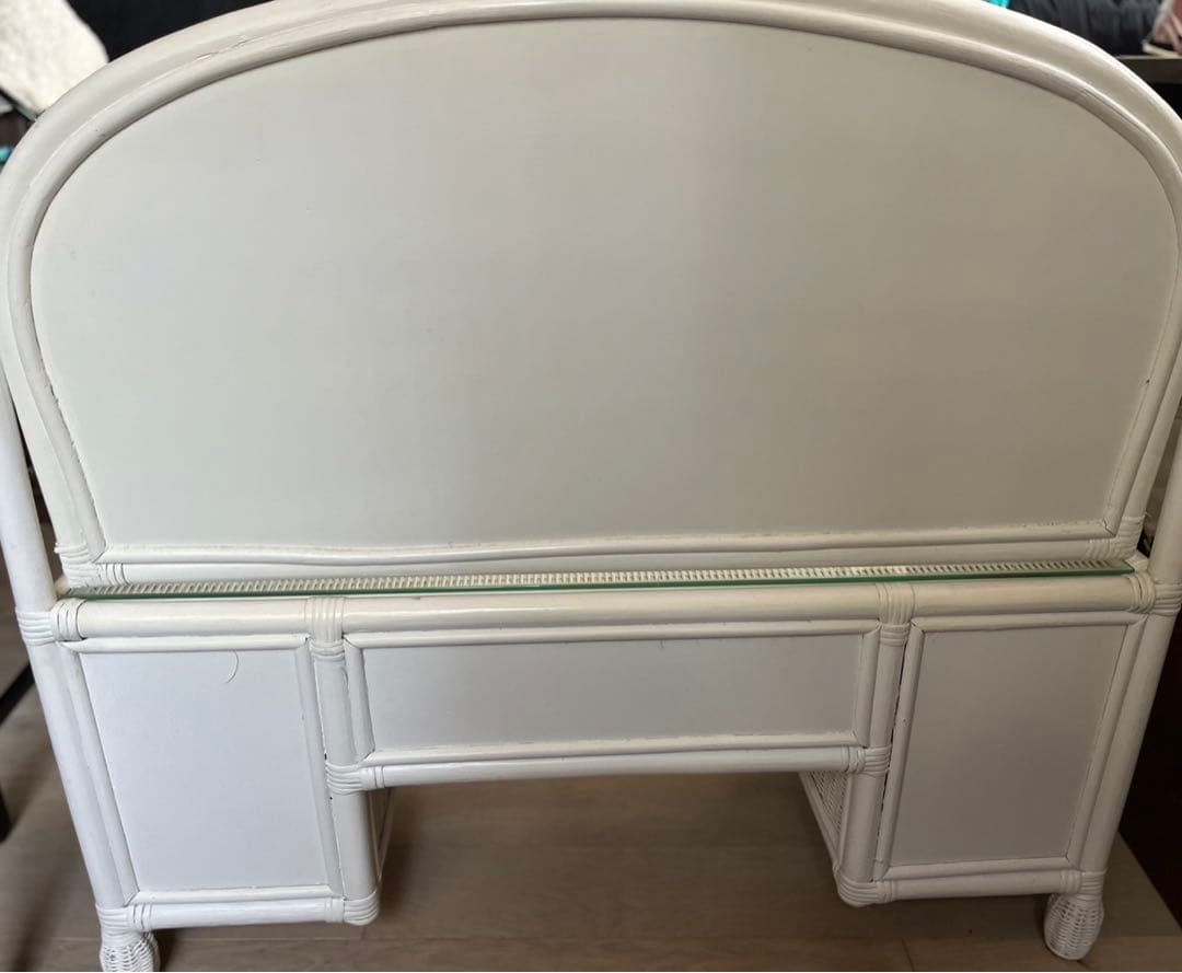 ヴィンテージ　ホワイトラタン　ドレッサー　アンティーク　ビンテージ　希少