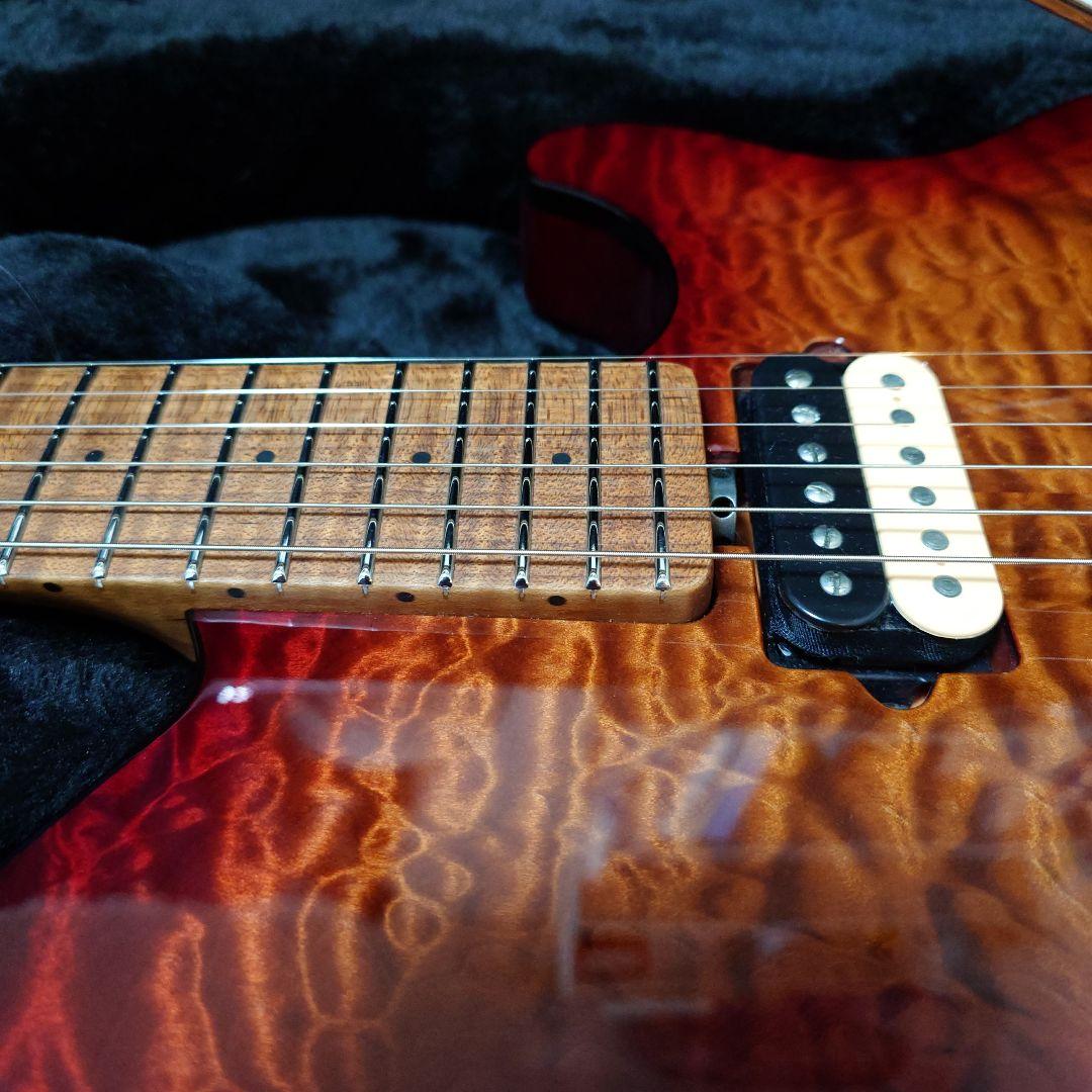 ギター MusicMan Axis Roasted Amber Quilt