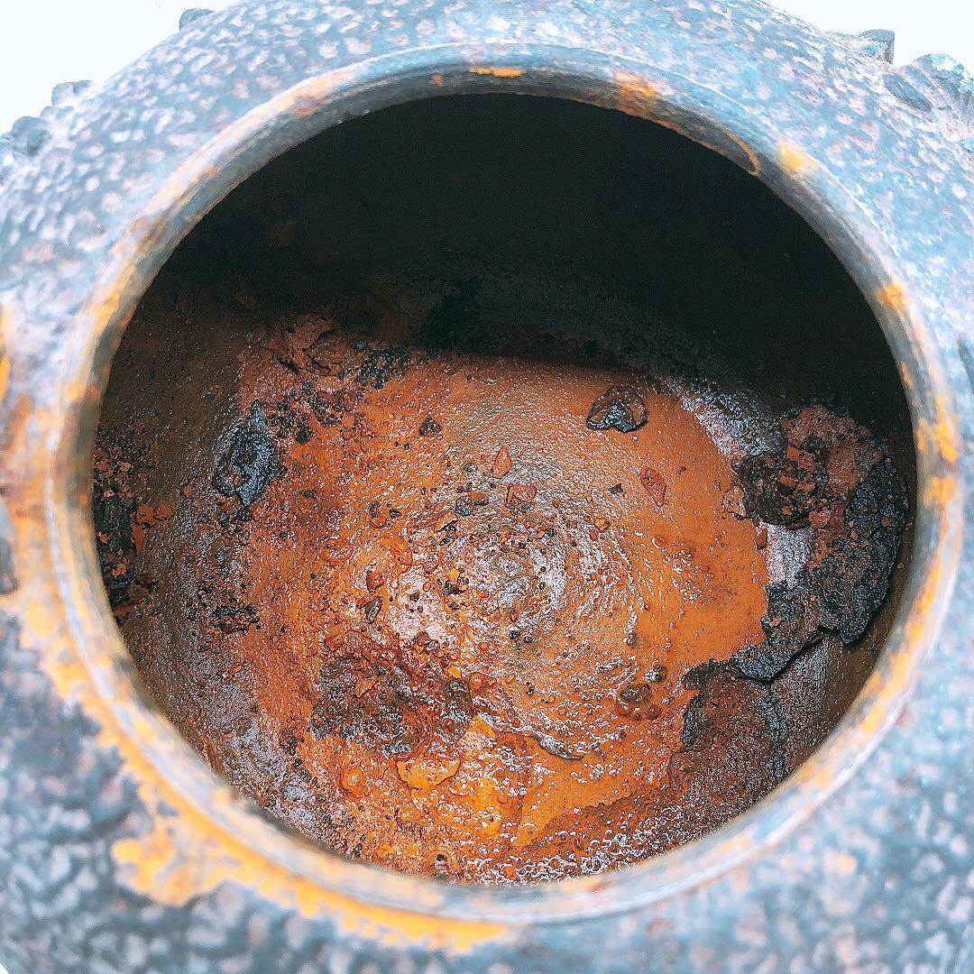 整*屋様 【要確認】日本亀文 鉄瓶 銅蓋 動物モチーフ 重さ約2.5kg アンテ