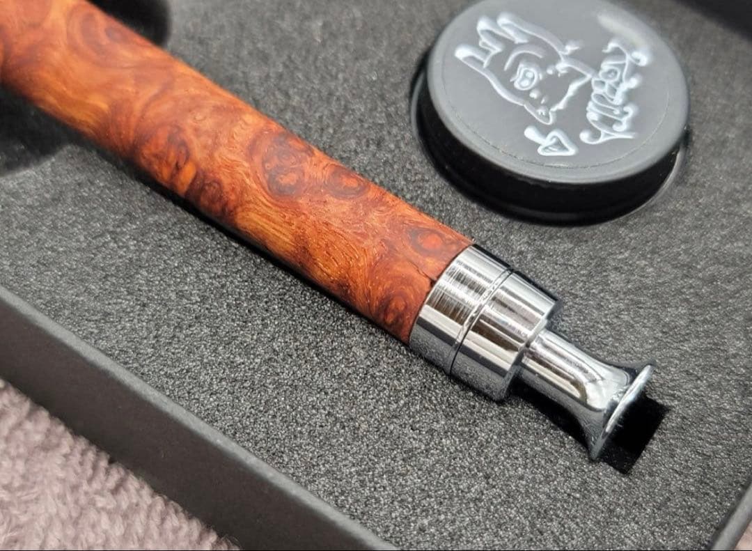 【美杢】新品　こぶた工房　極上花梨瘤紅白　シャープペンシル0.5ミリ