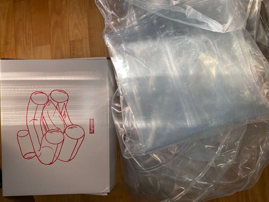 【入手困難】Supreme フロート チェア クリア　空気椅子