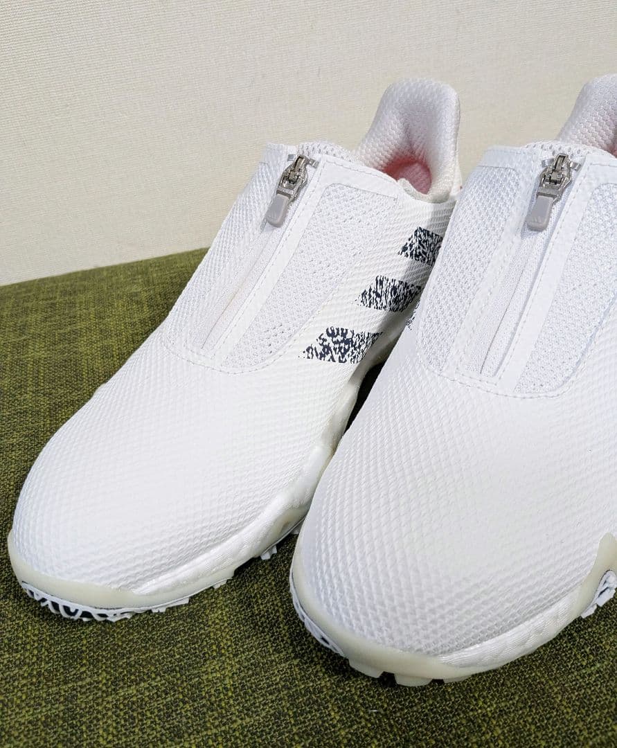 【新品未使用】adidas ゴルフ コードカオス22 ボア スパイクレス