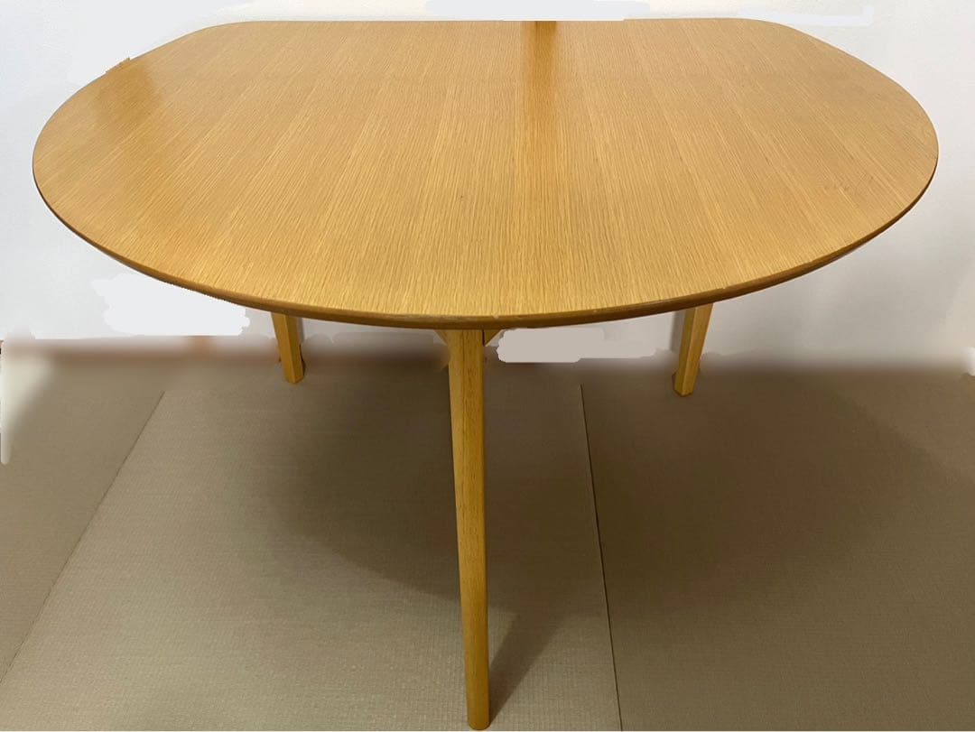 ダイニングテーブル　半円　楕円　3本脚