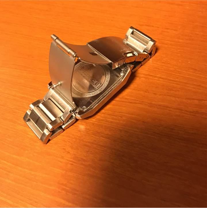 ポリス腕時計
