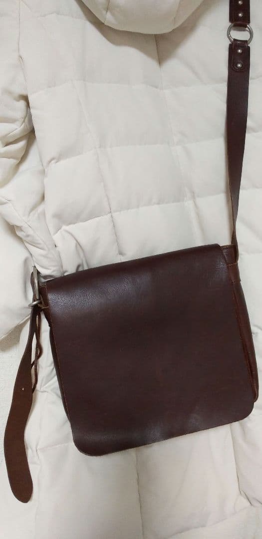 ★ESTNATION☆メンズ　ショルダーバッグ　本革　ブラウン