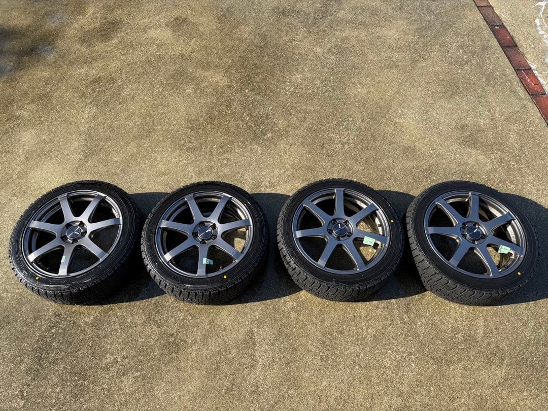 エンケイ50プリウス17インチ スタッドレスタイヤセット