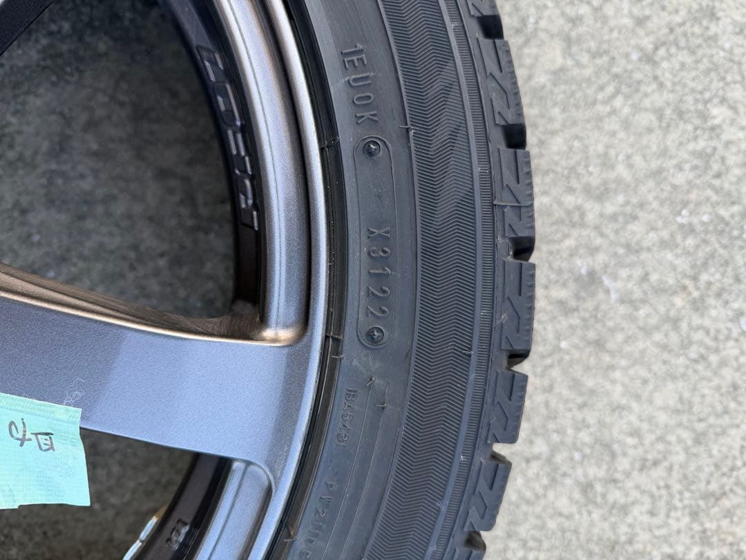 エンケイ50プリウス17インチ スタッドレスタイヤセット