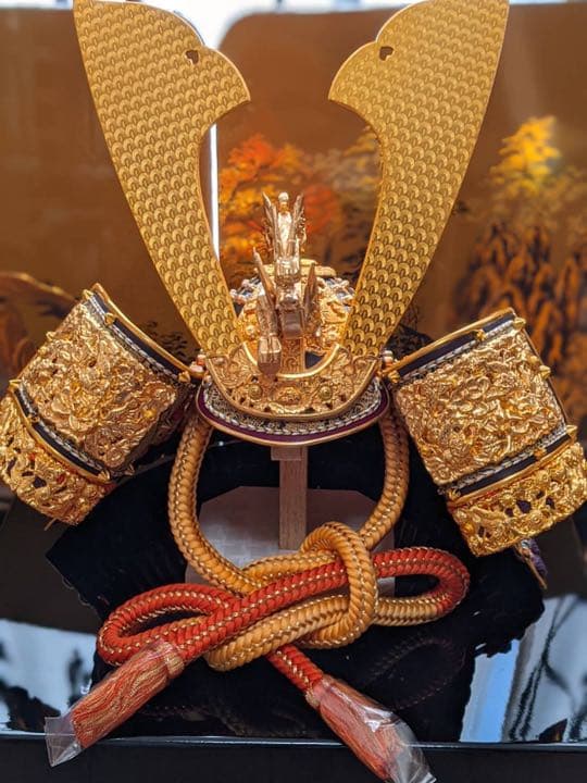 【値下げしました】久月　兜飾り