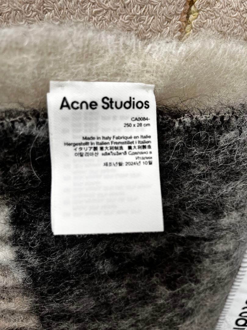 Acne studios モヘア チェックスカーフ