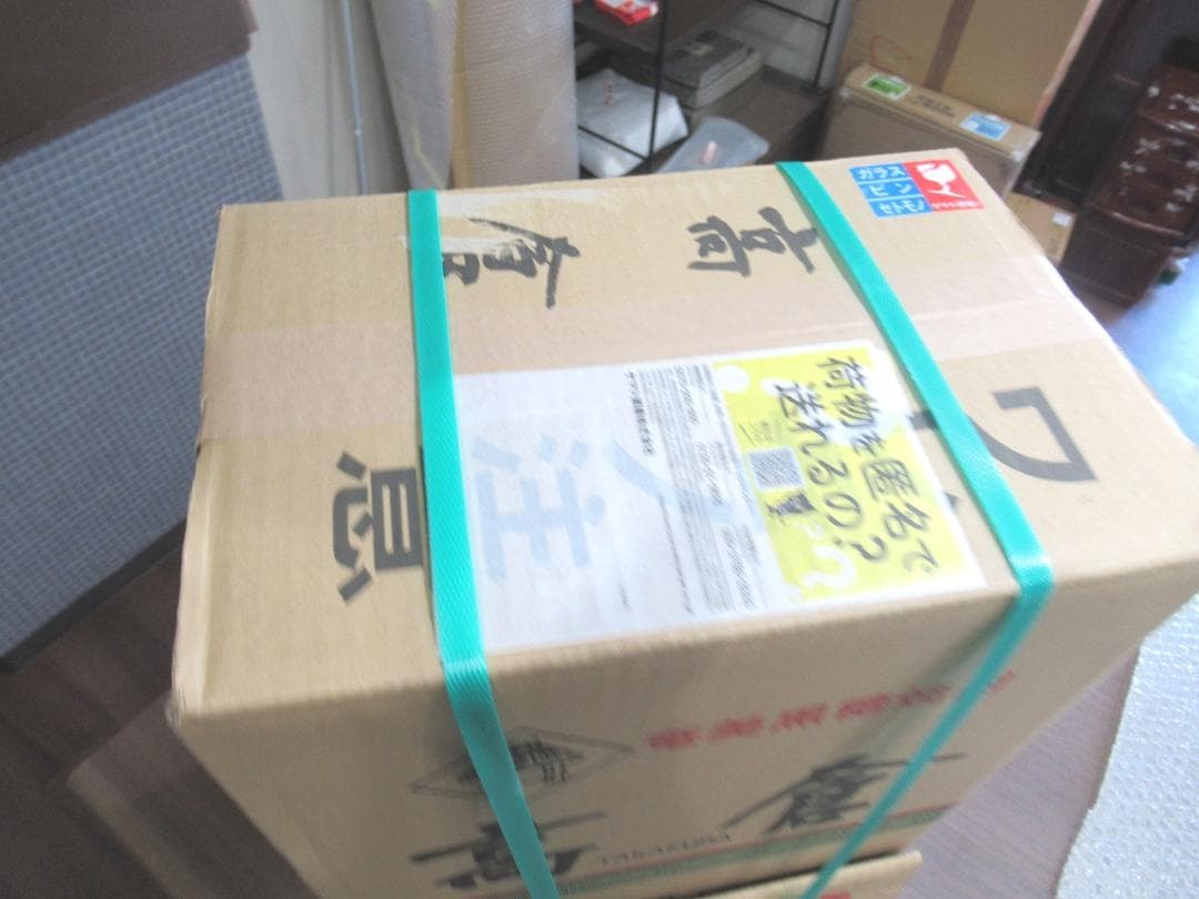 1800ml ×6本セット★奄美大島酒造 高倉　奄美黒糖焼酎　30度　2024