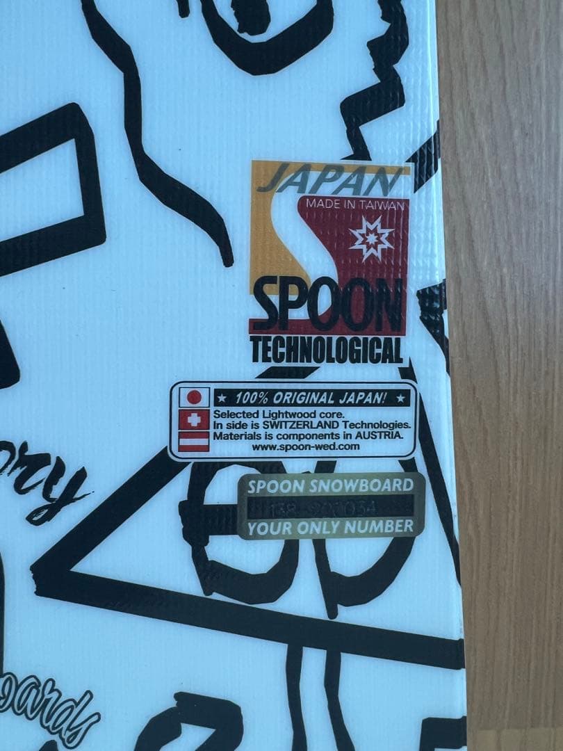 スノーボード板　レディース　spoon