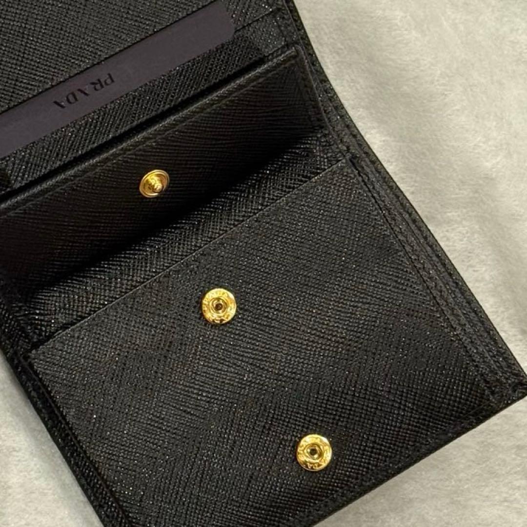 ⭐️新品未使用⭐️　PRADA サフィアーノ　三角ロゴ　二つ折り財布　ブラック