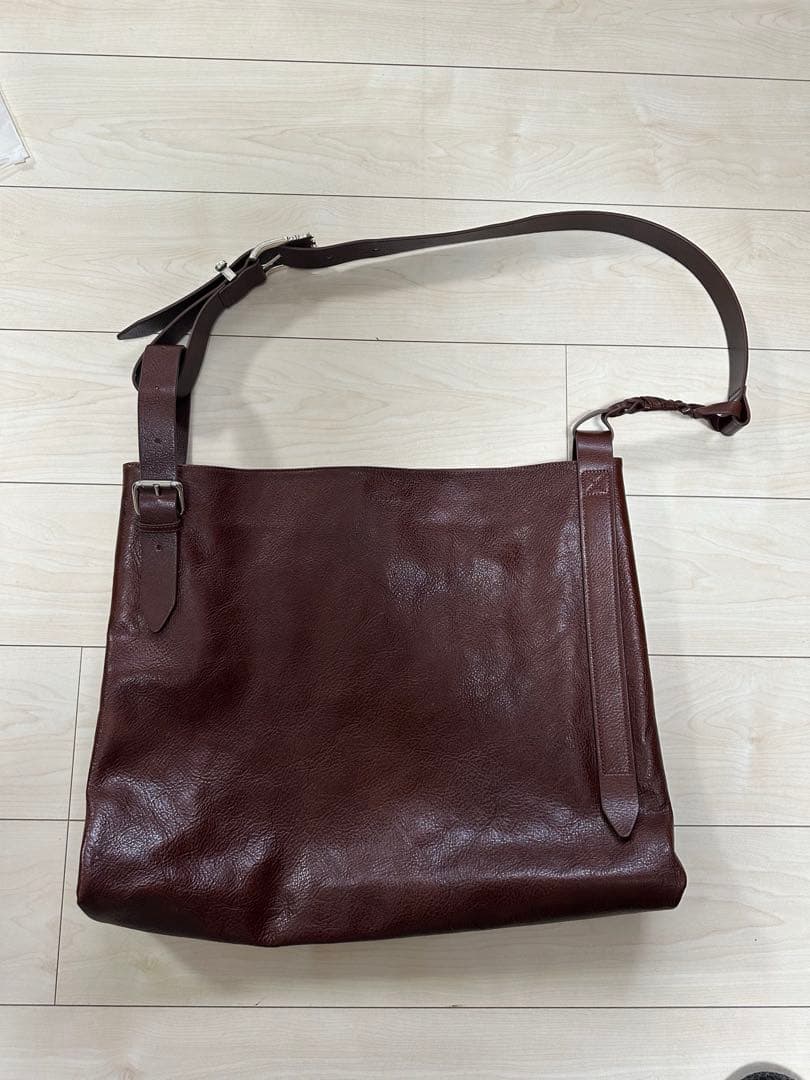 nullus リアルレザーアクセサリーバッグ