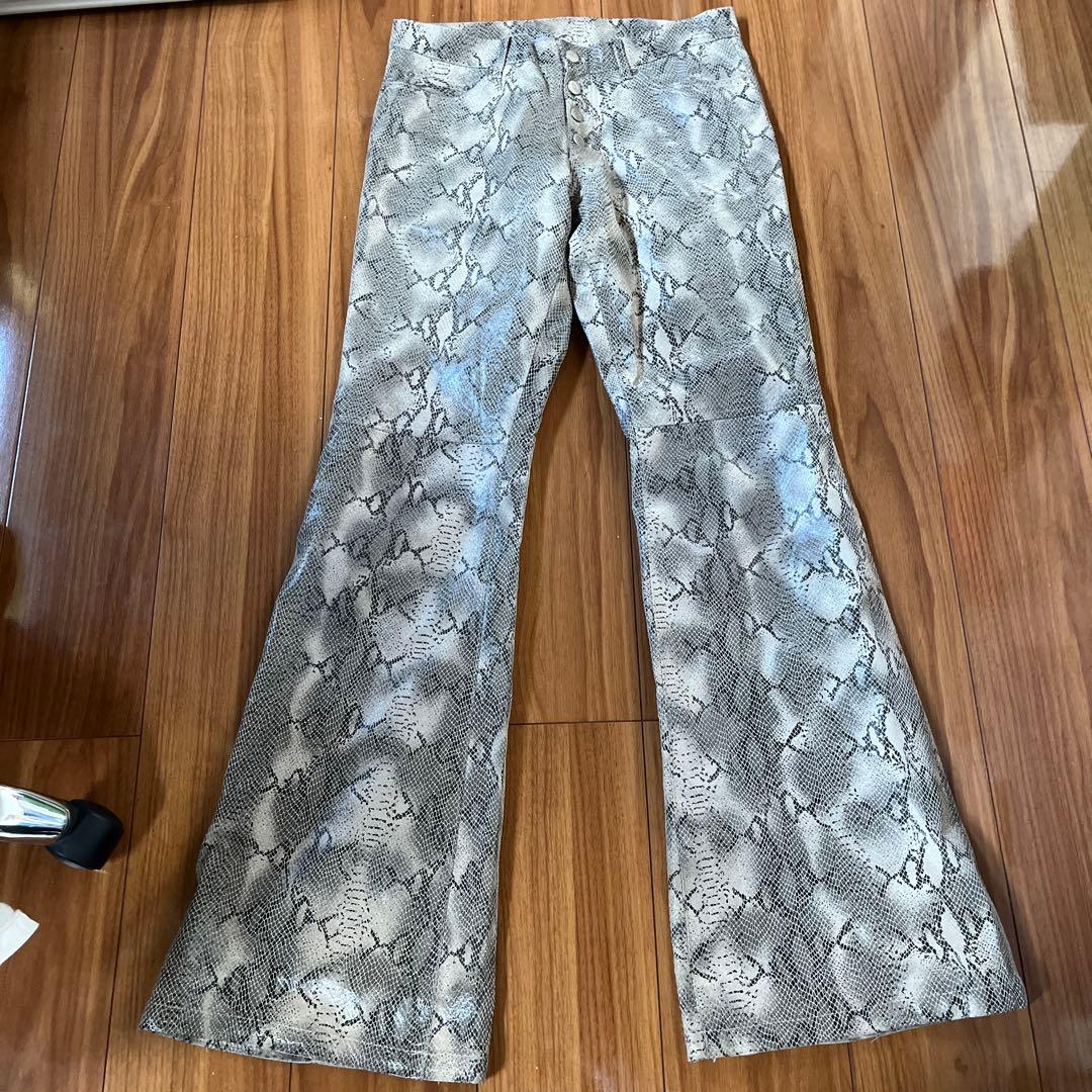 R*p様 トルネードマート パイソンフレアレザーパンツ TORNADO MART