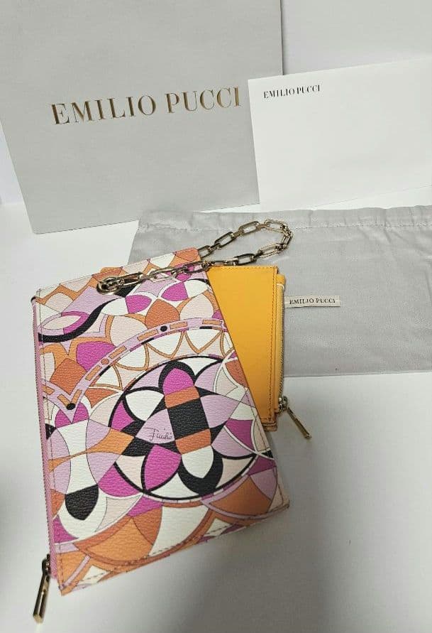 EMILIO PUCCI ポーチ(お札入れ、ケース)