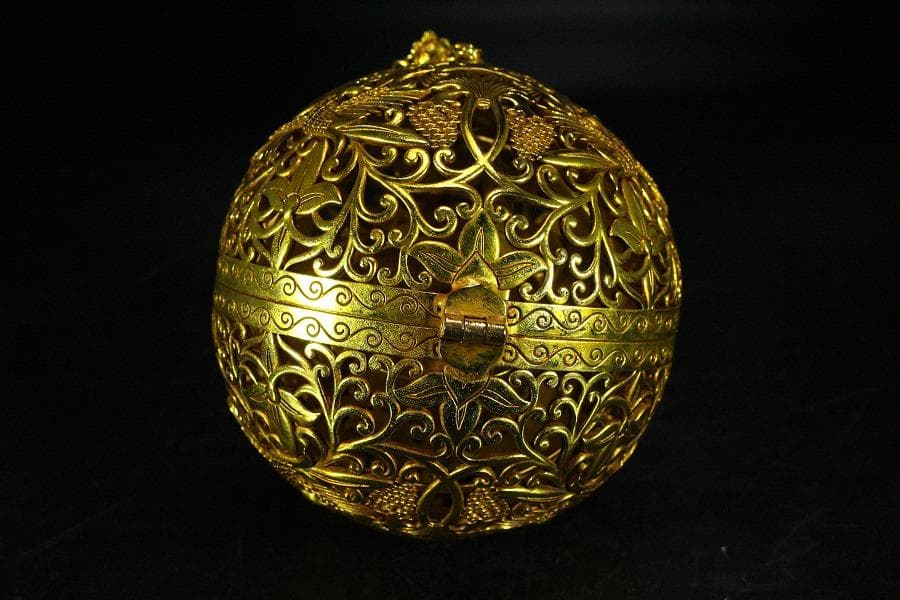 香道具 鍍金 纏枝蓮花 鳳紋透かし 吊り香炉 球香炉 唐物(K-YC347-2)