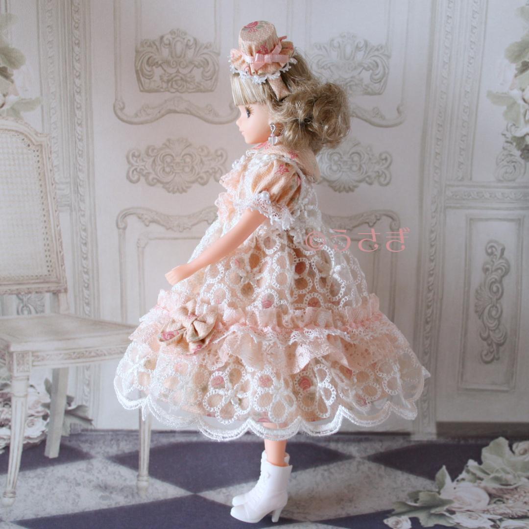 く*ち様 22㎝ドール用 レイヤードドレスセット ハット イヤリング【1164】