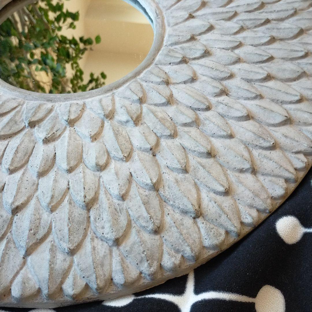 ウォールミラー　壁掛けミラー　セメント　コンランショップ　ザラホーム　イケア