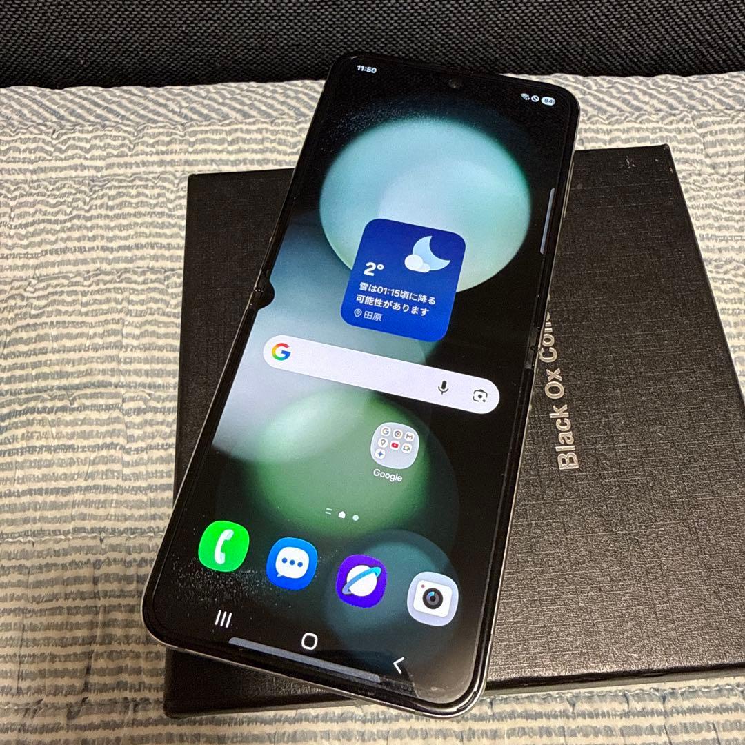 ド*ュ様 [300スタート]Galaxy Z Flip5 256GB SIMフリ