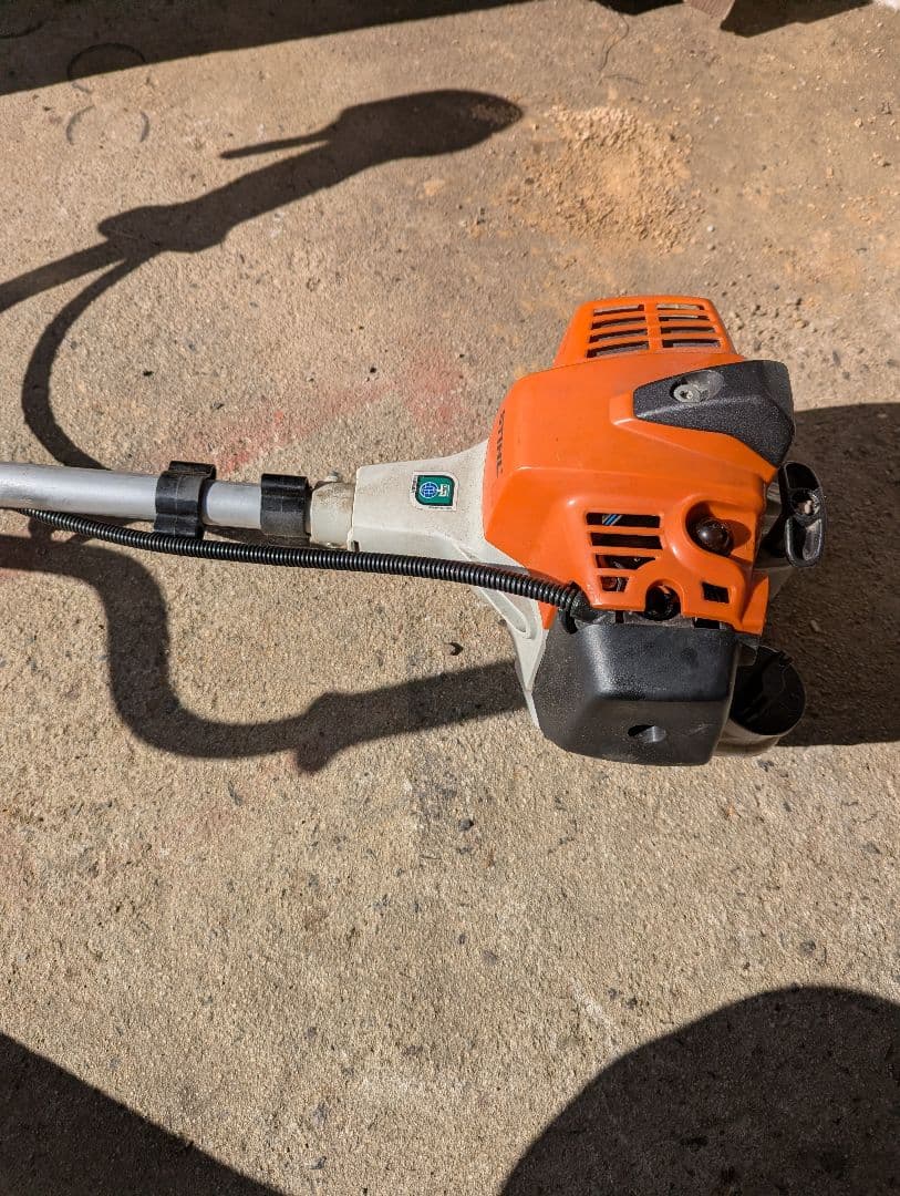 スチール草刈機