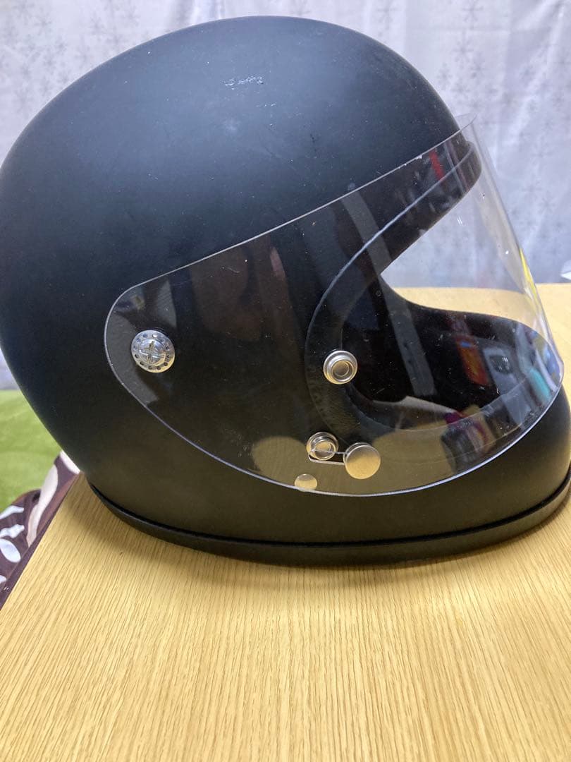 MACHホール　マットブラック ヘルメット 帽体小さい