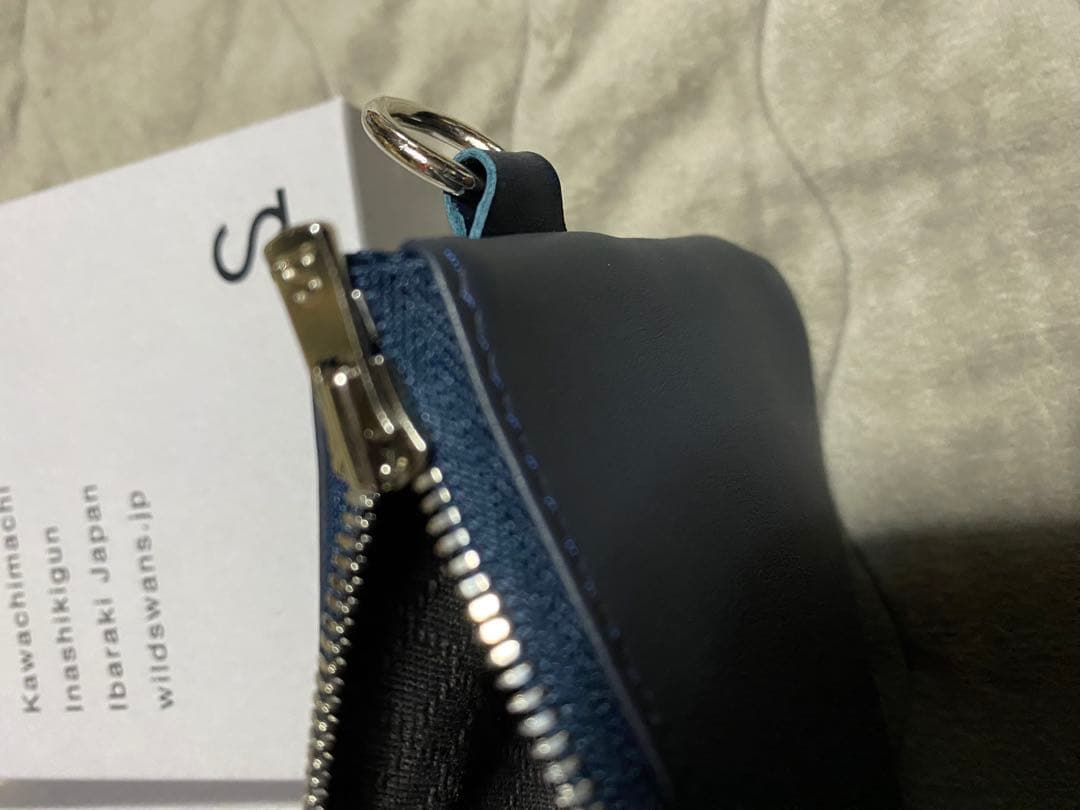 ワイルドスワンズ　フラットМ　モンパルナスカーフ　タング　カーサ