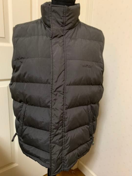 アルマーニ　ジーンズ　ダウンベスト