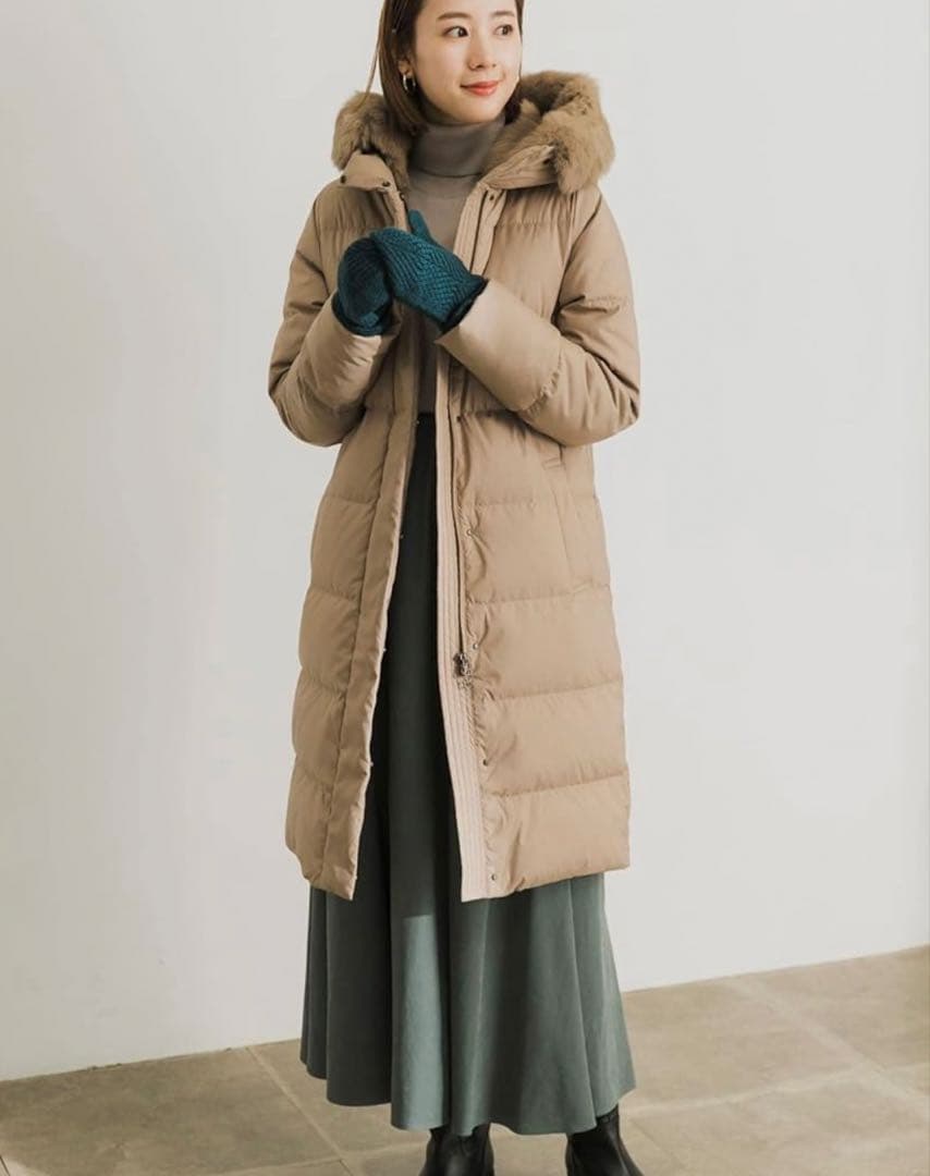 アーバンリサーチ ダウンジャケット ラビットフードストレッチロングダウン