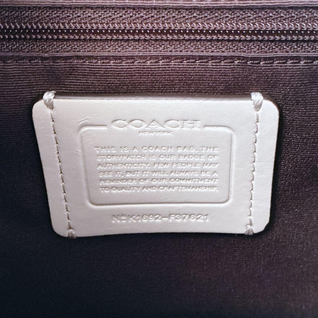 コーチ coach COACH ミニリュック 極美品 ターンロック ゴールド金具