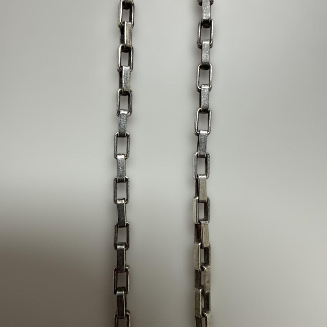 あっくんGUCCI シルバー ネックレス モダンデザイン　☺︎