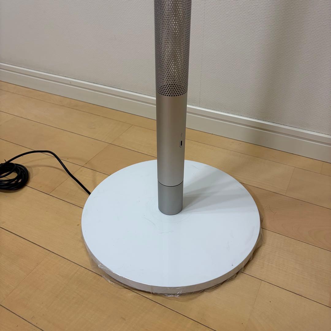 ダイソン Lightcycle Morph フロアライト ホワイト／シルバー